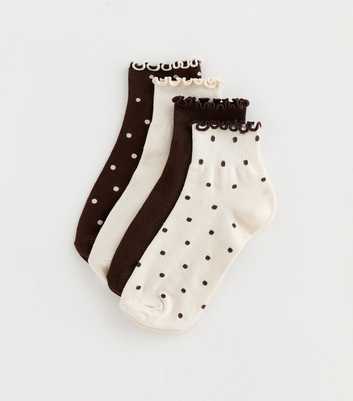Pack of 4 Brown Frill Top Spotty Trainer Socks