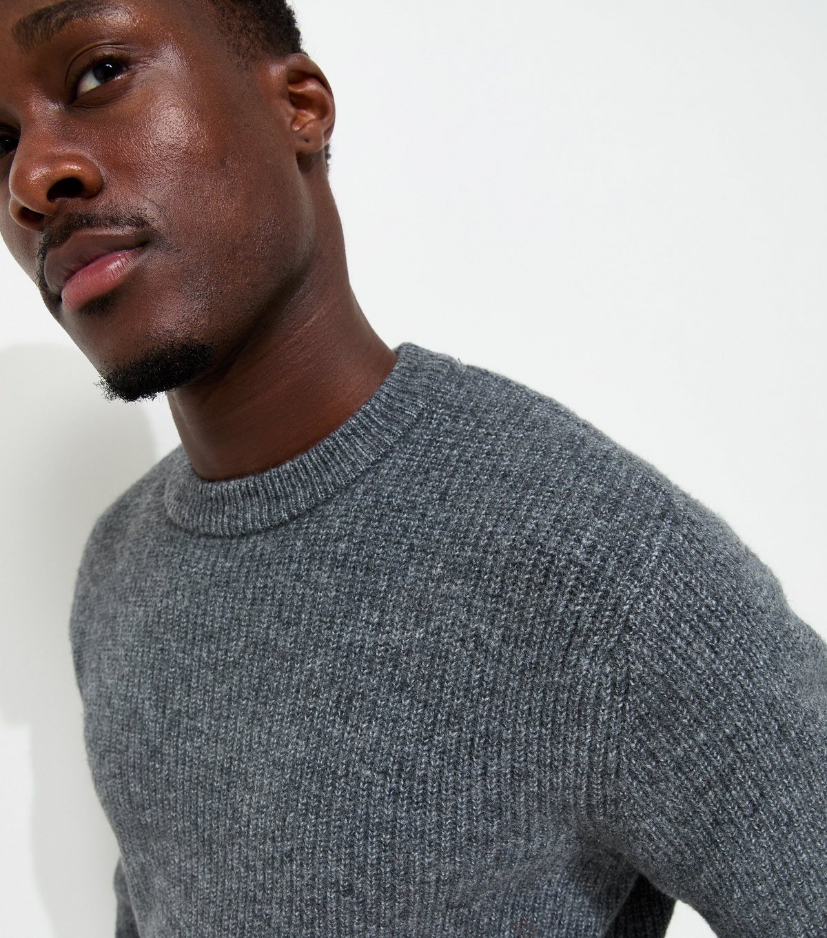 Men's Dark Grey Regular Fit Long Sleeve Fisherman Crew Neck Jumper New Look