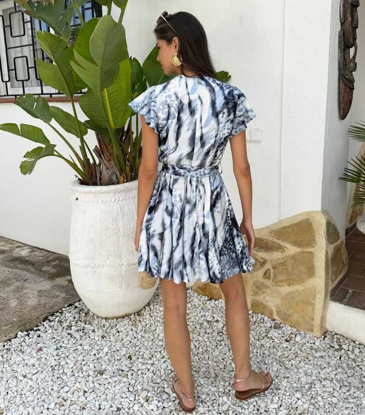 blue animal print wrap dress AX Paris Skater Mini Midi dress ✨ “Mr. President… the Size:AU8 US4 Elastic waistband/hem YGroup_polly-mini-dress