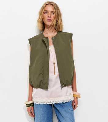 Dark Khaki Sleeveless Bubble Hem Jacket