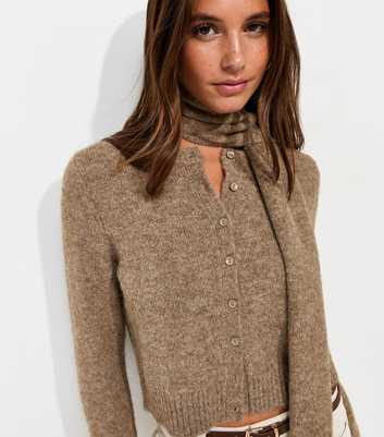Mink Knitted Detachable Scarf Cropped Cardigan
