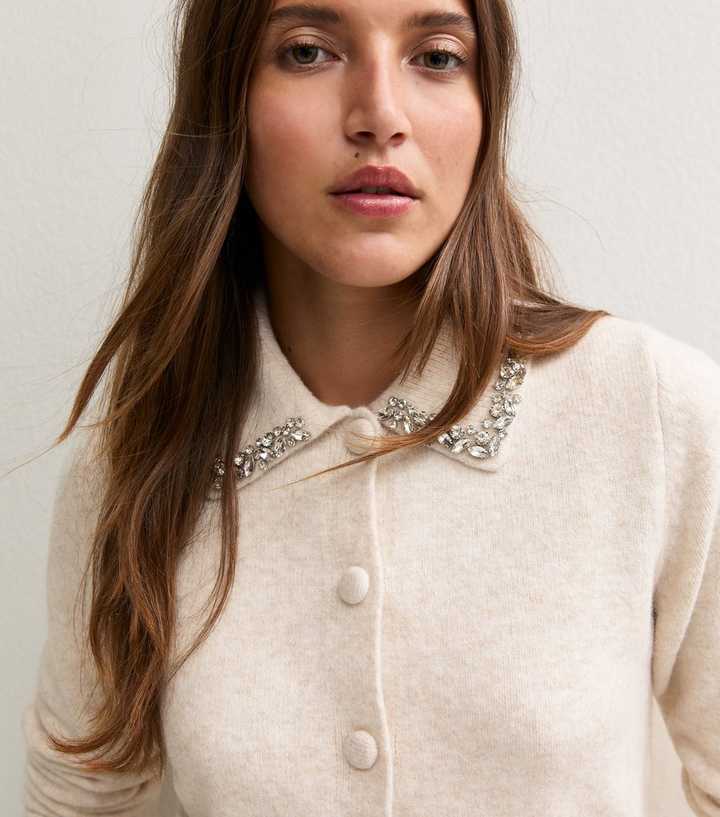 Cream Embellished Collar Knitted Cardigan