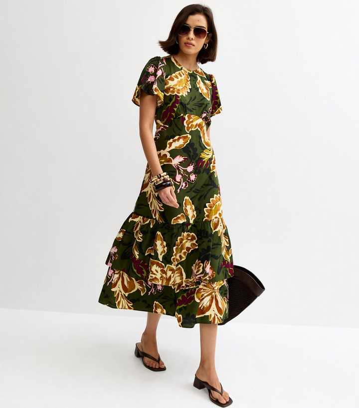 Green Crepe Floral Short Sleeve Tiered Midi Dress