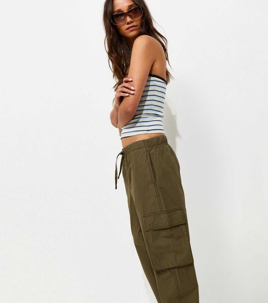 New Look dark khaki barrel leg utility cargo trousers