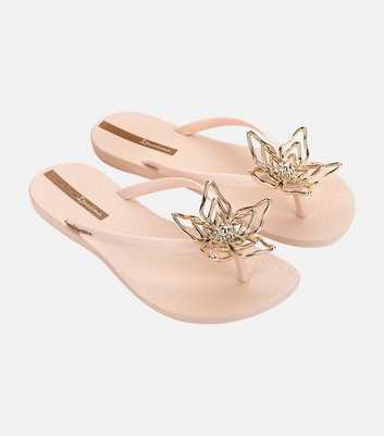 Ipanema Beige Maxi Flower Flip Flops