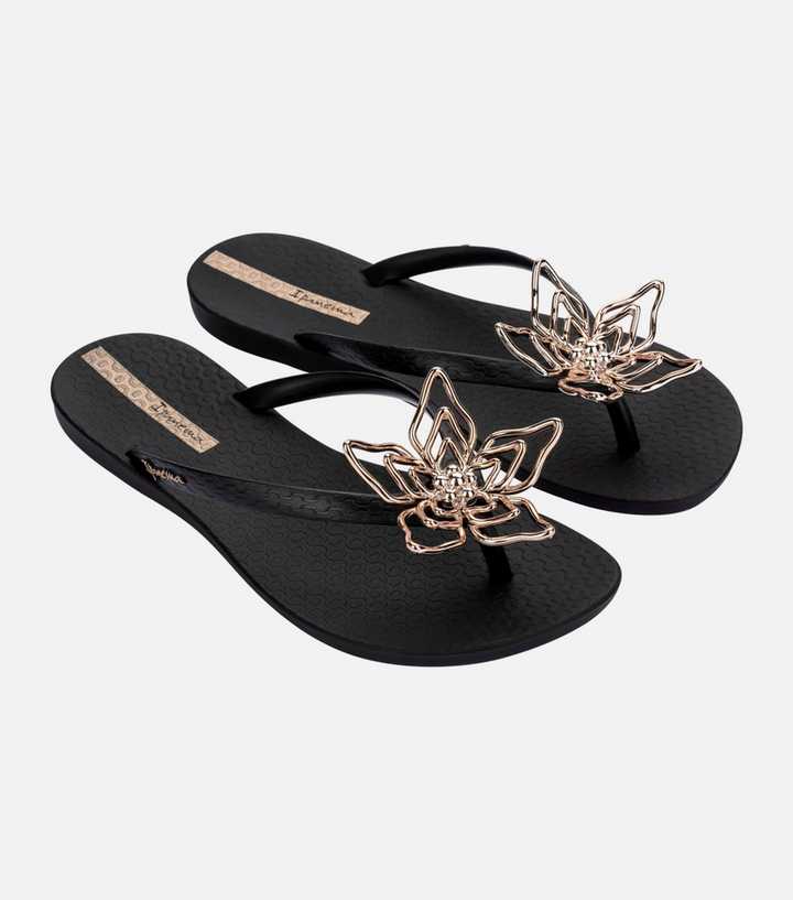 Ipanema Black Maxi Flower Flip Flops