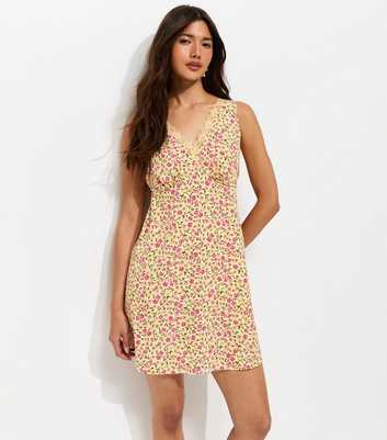 Yellow Crepe Ditsy Print Lace Trim Mini Dress
