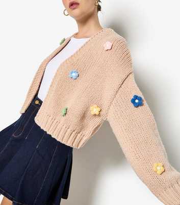 Apricot Stone Daisy Appliqued Open Cardigan
