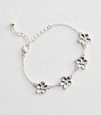 Silver Tone Flower Chain Bracelet