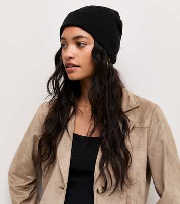 Black Knitted Beanie Hat
