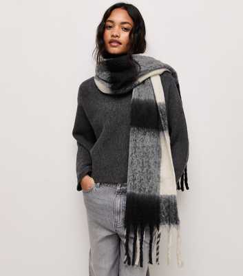 Black Brushed Knit Wide Check Scarf