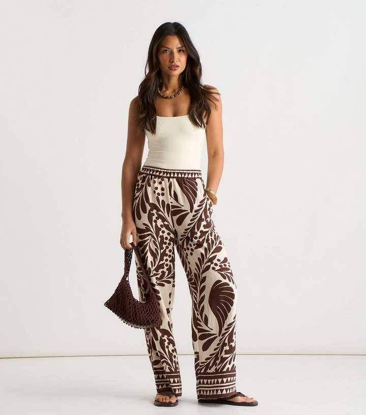 Gini London Brown Border Print Trousers