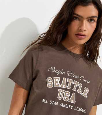 Dark Brown Cotton Seattle USA Print Relaxed Fit T-Shirt
