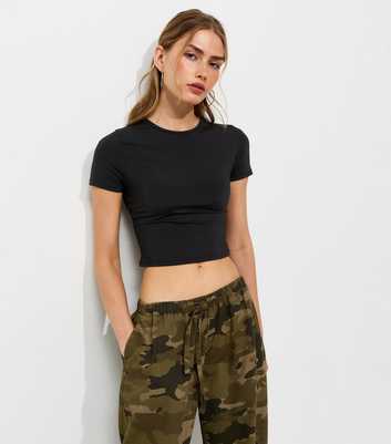 Black Jersey Crew Neck Cropped T-Shirt