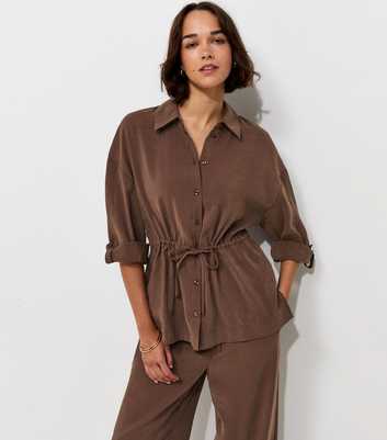 Brown Drawstring Waist Cropped Sleeve Shirt