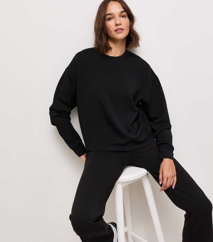 Premium Black Relaxed Crew Neck Sweatshirt