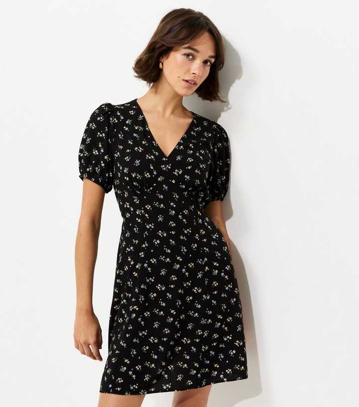 Black Floral Short Sleeve Mini Dress