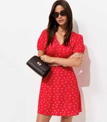Red Floral Short Sleeve Mini Dress
