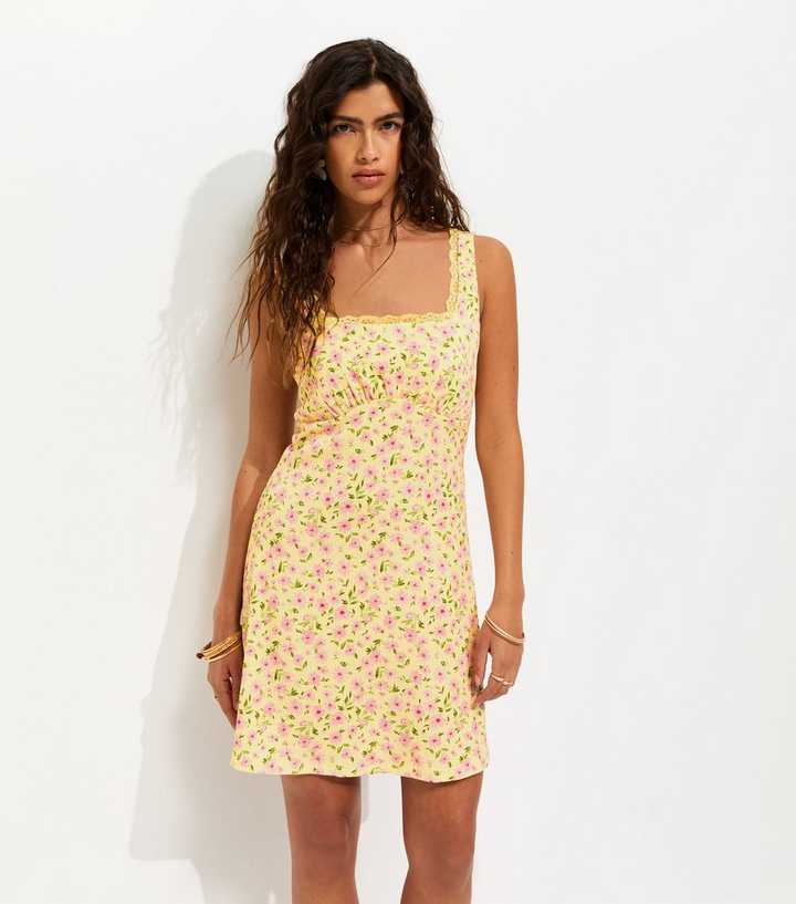 Yellow Floral Print Lace Trim Square Neck Mini Dress