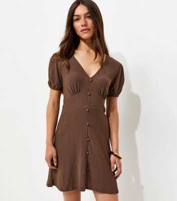 Petite Brown V Neck Crinkle Jersey Short Sleeve Mini Dress