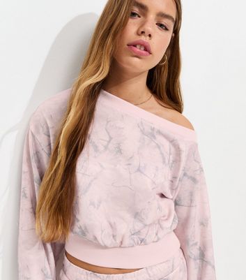 Girls Pink Camo Print Off The Shoulder Sweatshirt