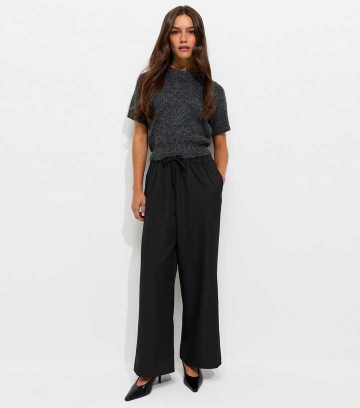Petite Black Pull On Wide Leg Trousers