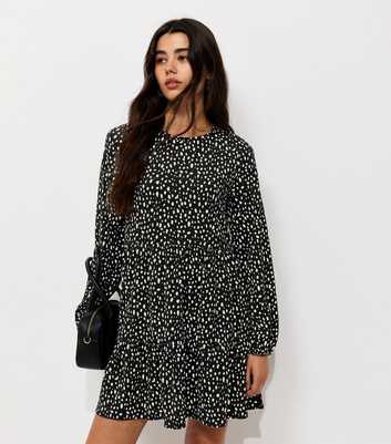 Black Abstract Pattern Crinkle Texture Mini Smock Dress