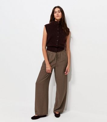 brown-check-drawstring-wide-