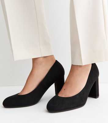 Wide Fit Black Faux Suede Round Toe Block heel Court Shoes