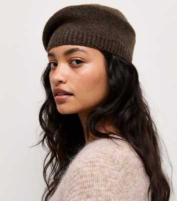 Dark Brown Knitted Beret