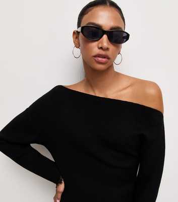 Black Knit Asymmetric Lace Trim Jumper