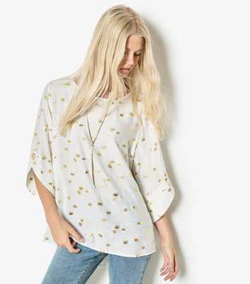 Apricot White Foil Fan Cropped Sleeve Top