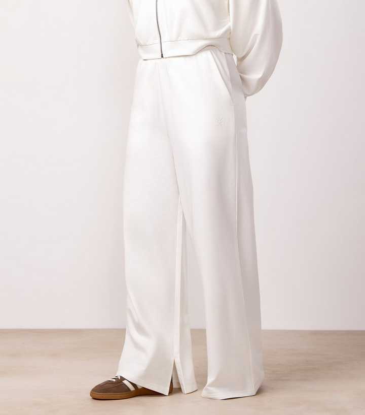 Gym King Cream Victory Straight Leg Joggers