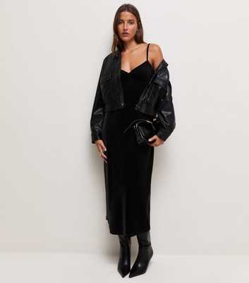 Black Velvet Sweetheart Neck Strappy Midi Dress