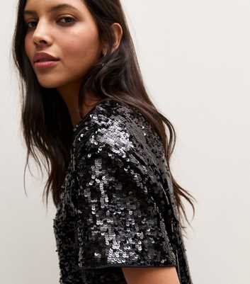 Black Sequin Short Sleeve T-Shirt