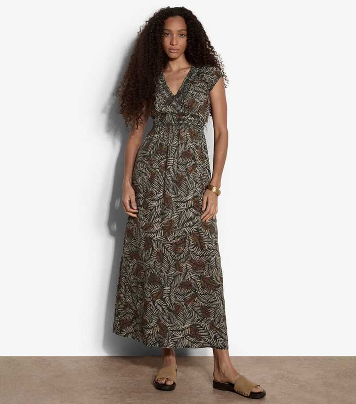 Apricot Green Leaf Print V-Neck Maxi Dress