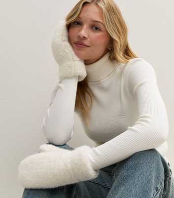 Cream Faux Fur Mittens