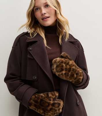 Brown Leopard Print Faux Fur Mittens