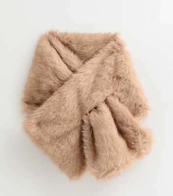 Cream Oversized Faux Fur Scarf