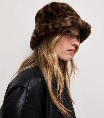 Brown Leopard Print Faux Fur Bucket Hat