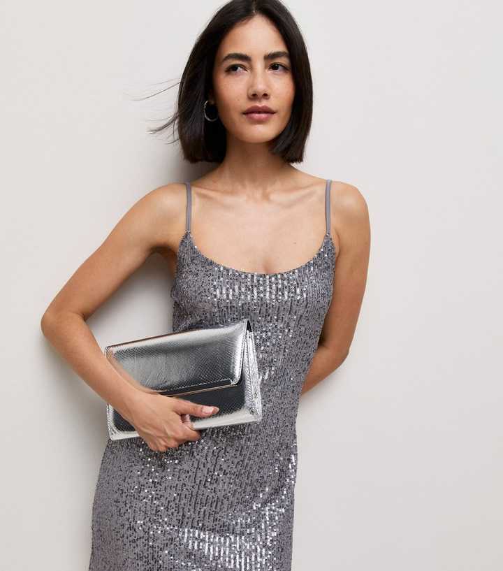 Silver Faux Leather Lizard Texture Metallic Bar Clutch