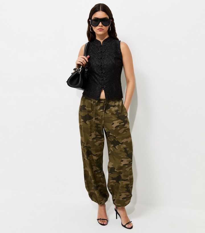 Black Lace Sleeveless Mandarin Collar Blouse