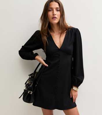 Black Crinkle Texture Button Through V Neck Mini Dress