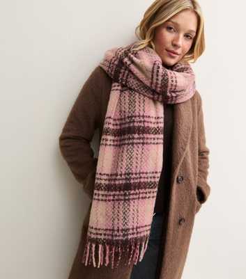 Pink Check Pattern Knitted Fringed Scarf
