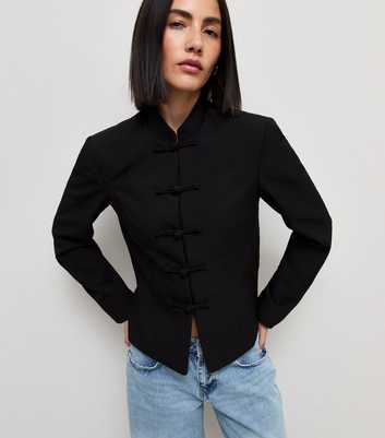Black Fitted Mandarin Collar Blazer