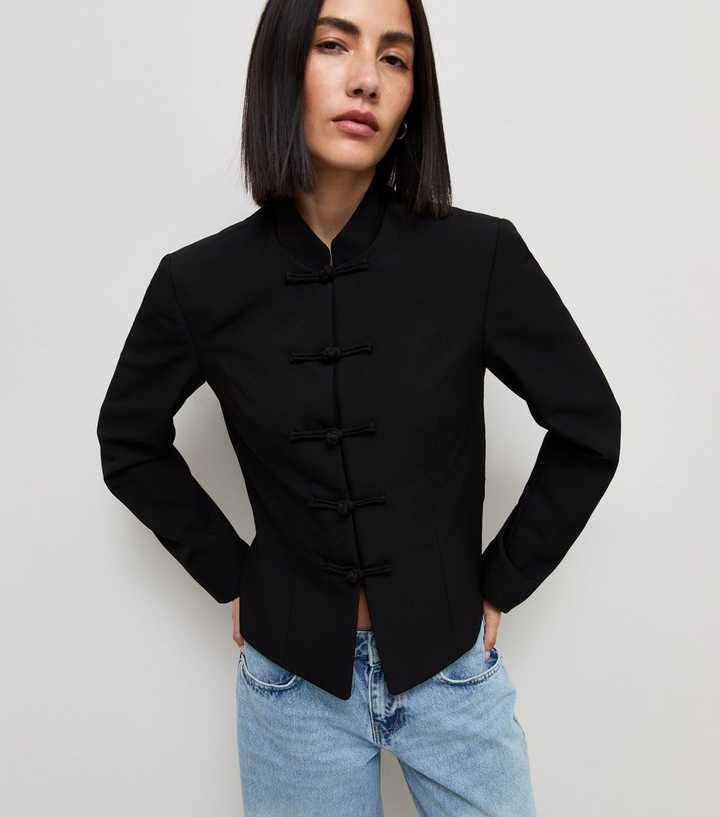 Black Fitted Mandarin Collar Blazer