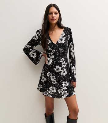 Black Flower Print V-Neck Flared Sleeve Mini Dress