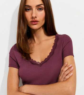 Dark Burgundy Cotton Rich Ribbed Lace Trim V Neck T-Shirt