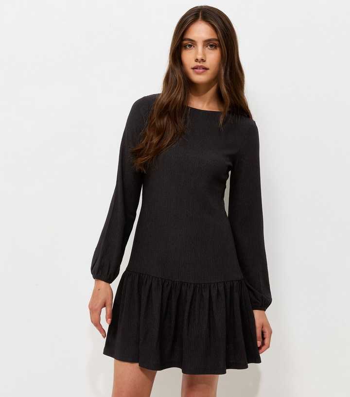 Black Crinkle Texture Crew Neck Frill Mini Dress