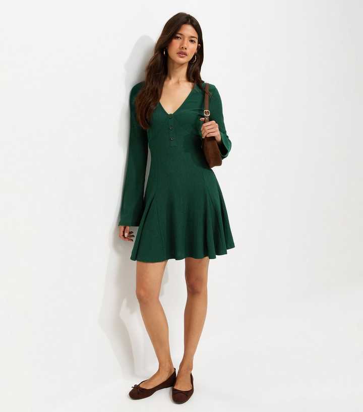 Dark Green Long Sleeve Crinkled V-Neck Flared Mini Dress